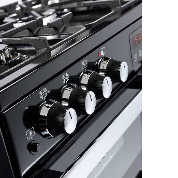 To browse the Venia store,