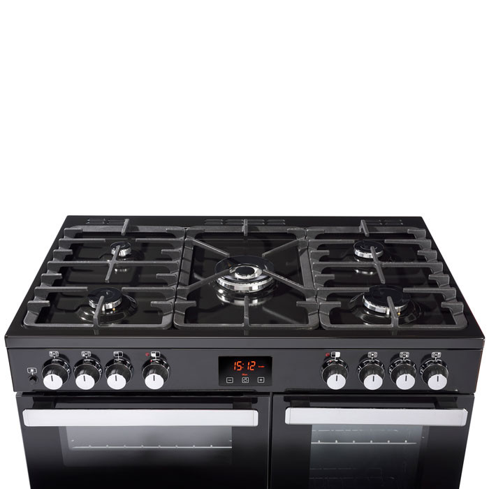 To browse the Venia store,