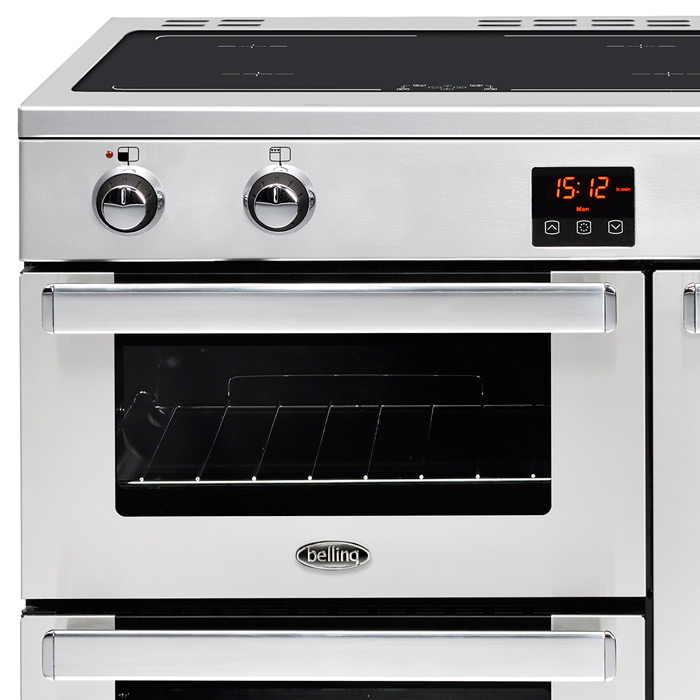 To browse the Venia store,