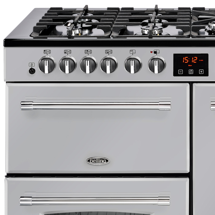 To browse the Venia store,