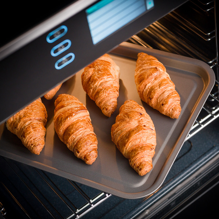 To browse the Venia store,