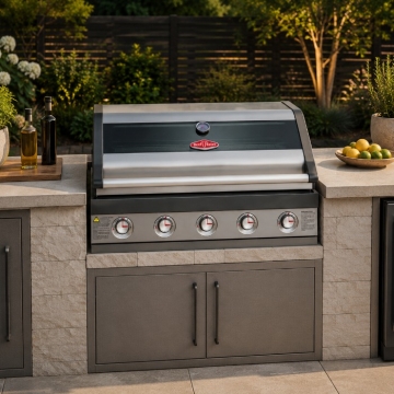 Beefeater 1600S Series 5 Burner Built-In BBQ, Stainless Steel