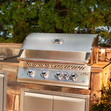 Napoleon 700 Series 32" Built-In Gas BBQ