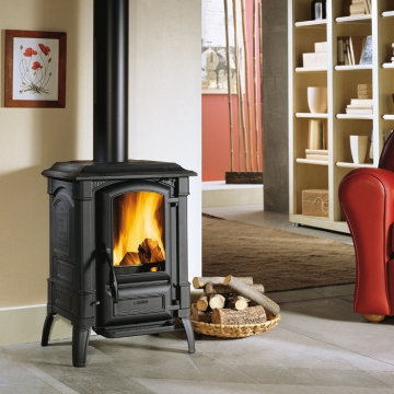 La Nordica Giulietta X 4.0 Wood Burning Stove La Nordica Giulietta X 4.0 Wood Burning Stove