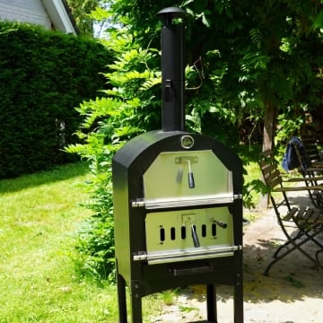 HEAT Ovnhus Pizza Oven HEAT Ovnhus Pizza Oven