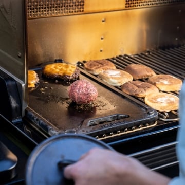 ModiFIRE Reversible Cast Iron Griddle