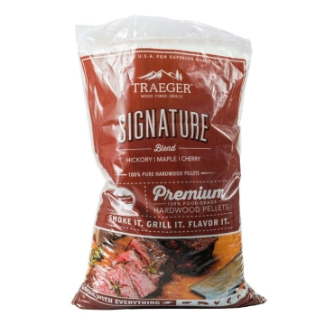 Traeger Signature Blend Wood Pellets, 9kg Bag