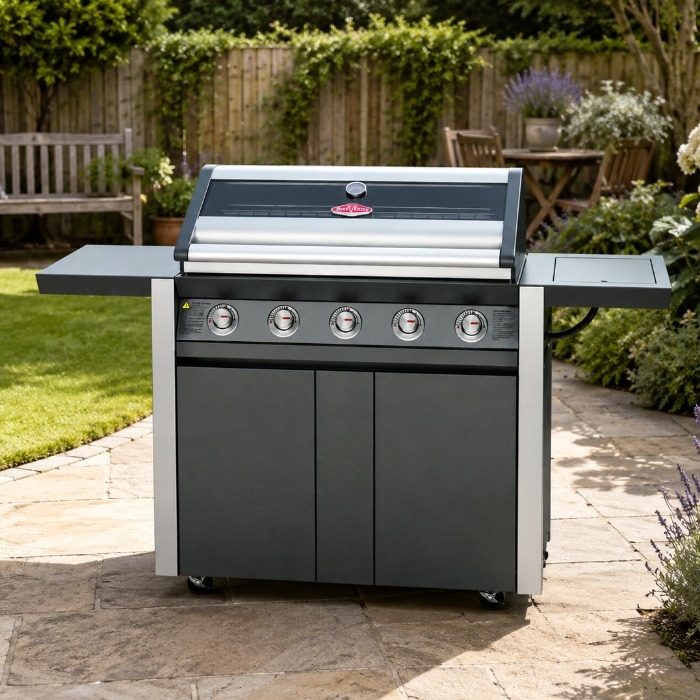 Beefeater 1600 Series 5 Burner BBQ & Side Burner Trolley, Anthracite