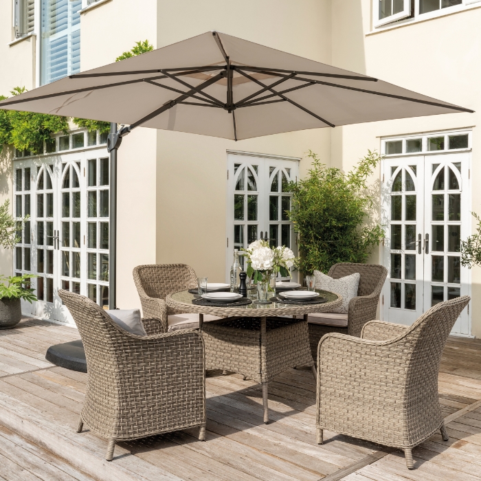 Kettler Charlbury Round Dining Table (with parasol hole) Kettler Charlbury Round Dining Table (with parasol hole)