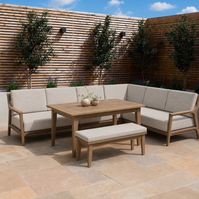Nestune Manor Corner Sofa Set