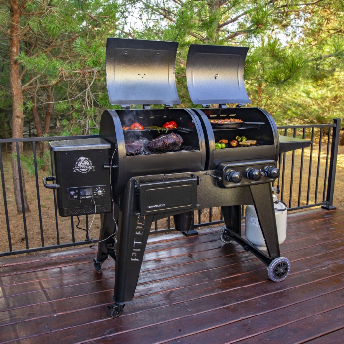 Pit Boss Navigator 1230 Gas & Pellet Combination Grill Pit Boss Navigator 1230 Gas & Pellet Combination Grill