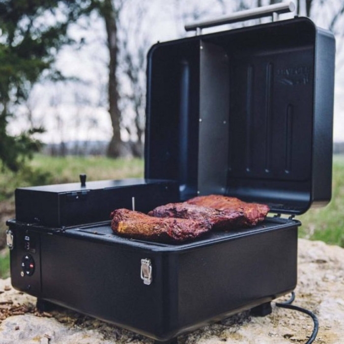 Traeger Ranger Portable Pellet Grill Stoves Are Us