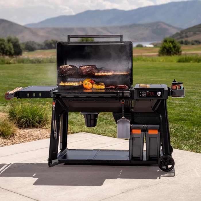 Woodridge Pro Pellet Grill