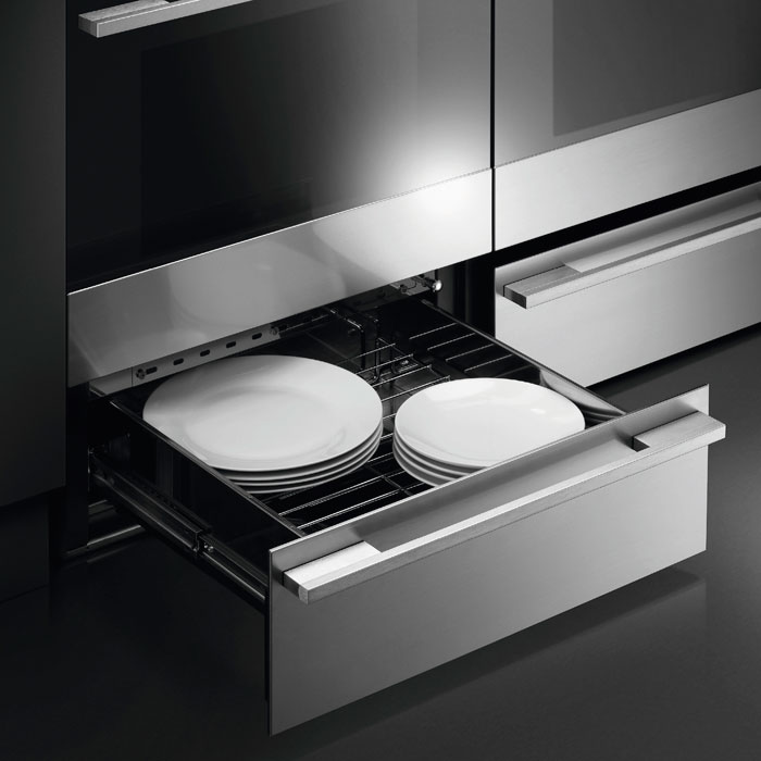 To browse the Venia store,