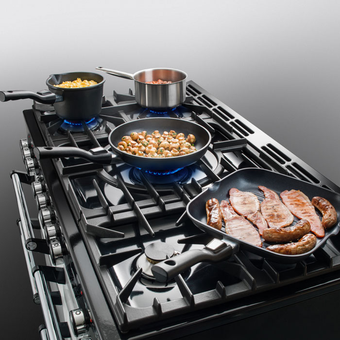 To browse the Venia store,