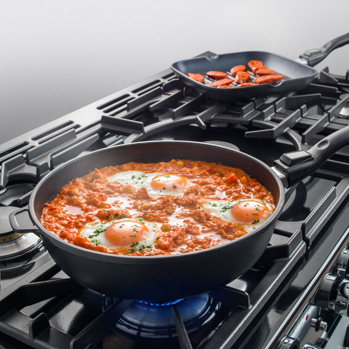 To browse the Venia store,