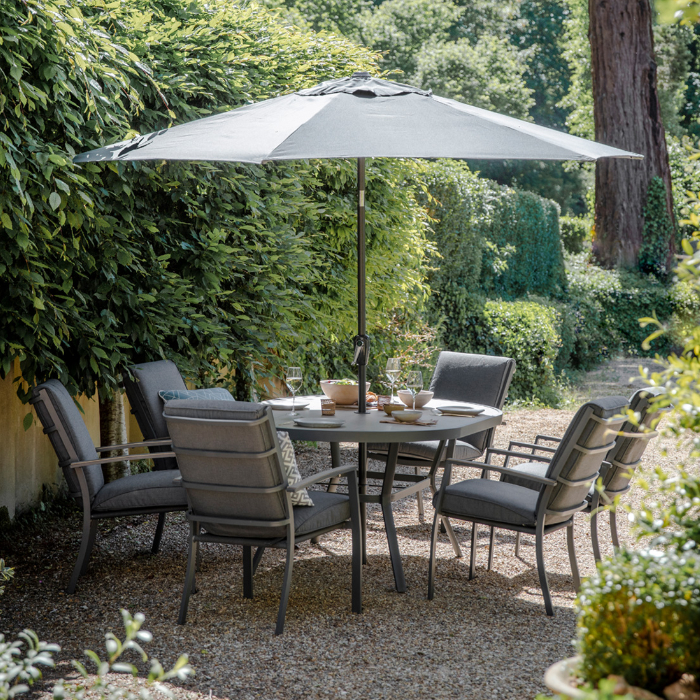 Garden table chairs clearance parasol